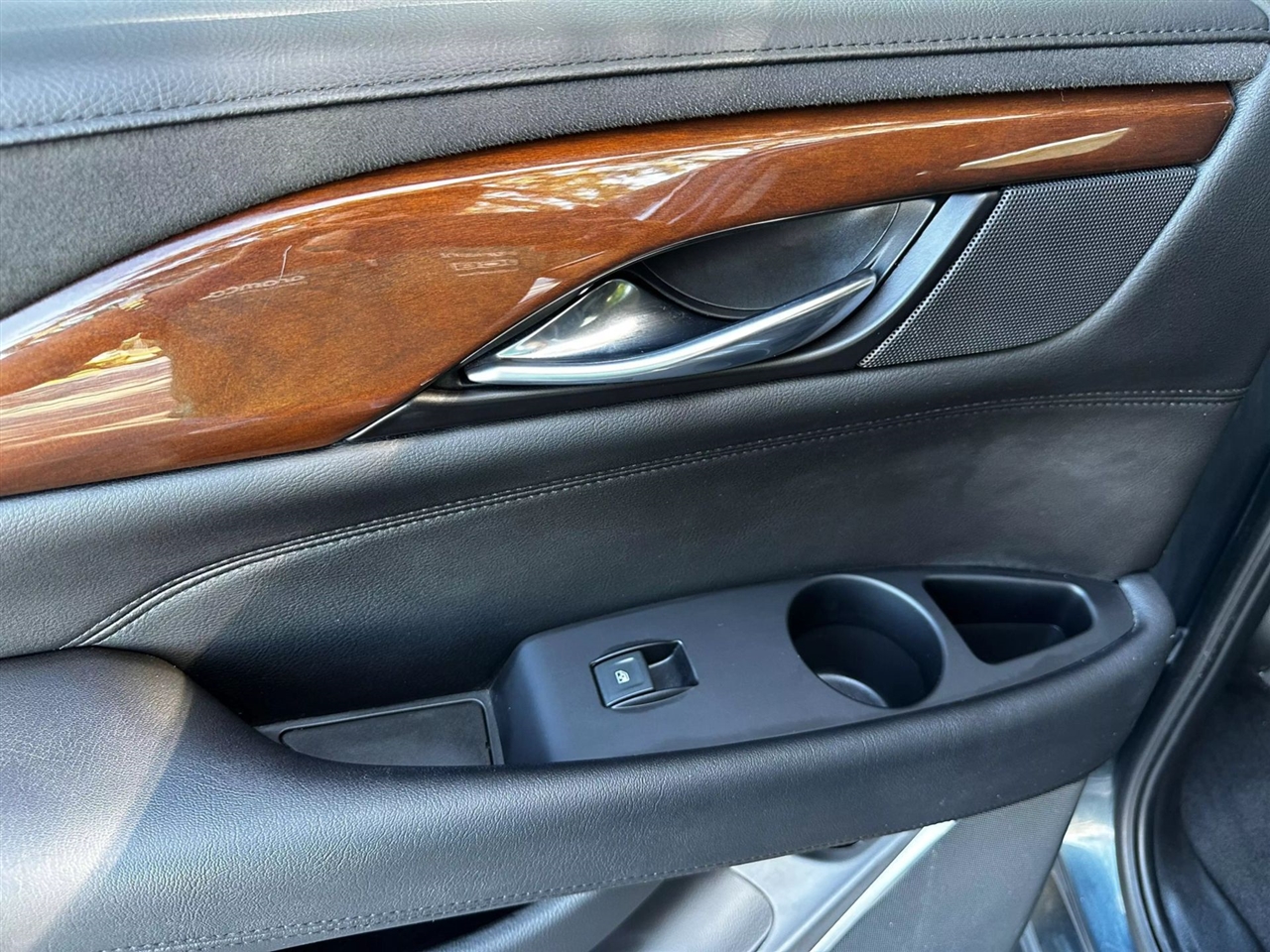 Cadillac Escalade ESV 2WD Luxury 2020 Cadillac Escalade ESV 2WD Luxury 2020
