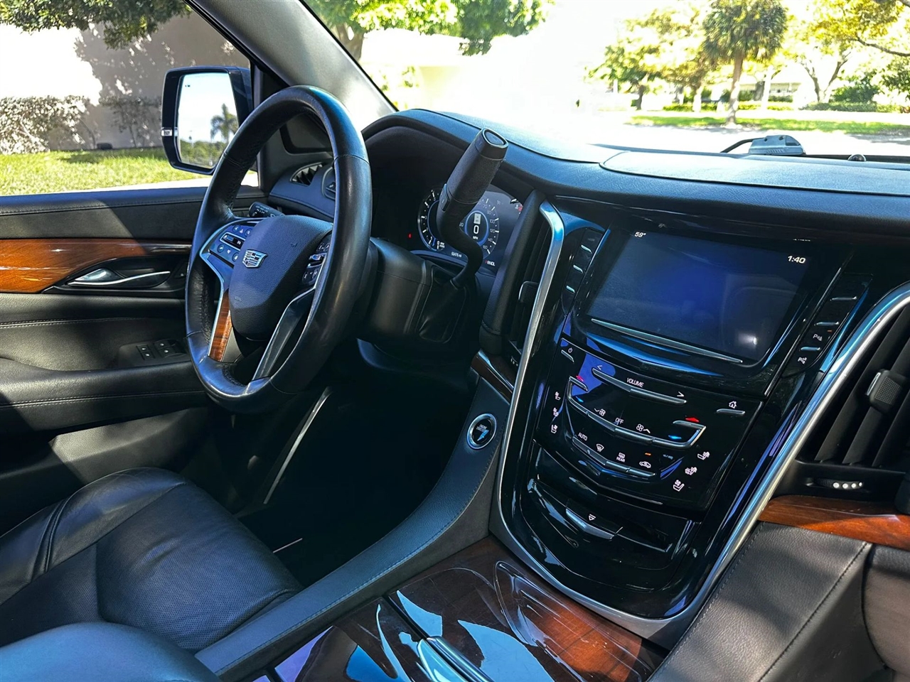 Cadillac Escalade ESV 2WD Luxury 2020 Cadillac Escalade ESV 2WD Luxury 2020