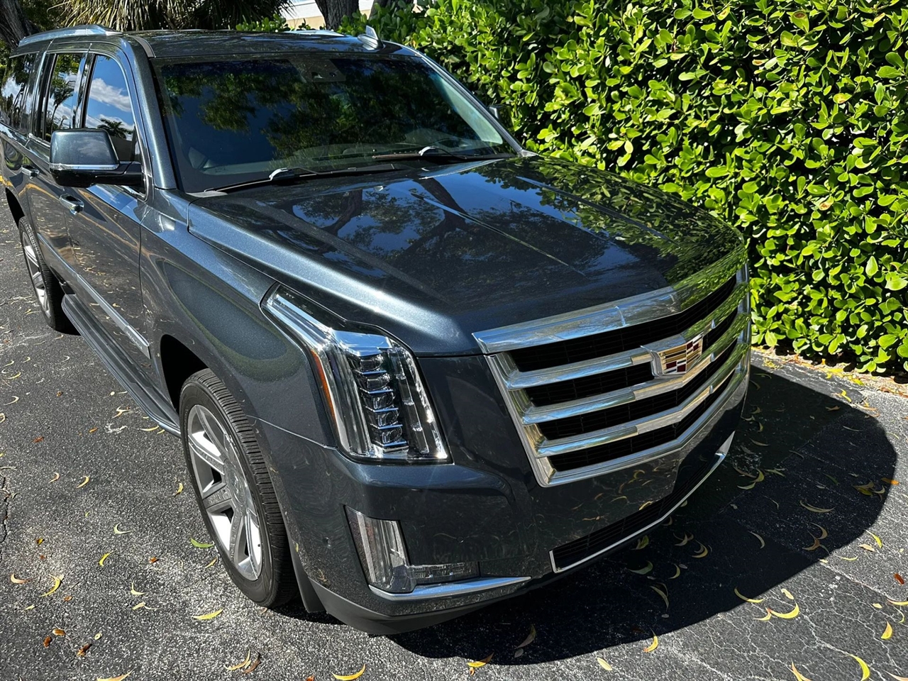 Cadillac Escalade ESV 2WD Luxury 2020 Cadillac Escalade ESV 2WD Luxury 2020