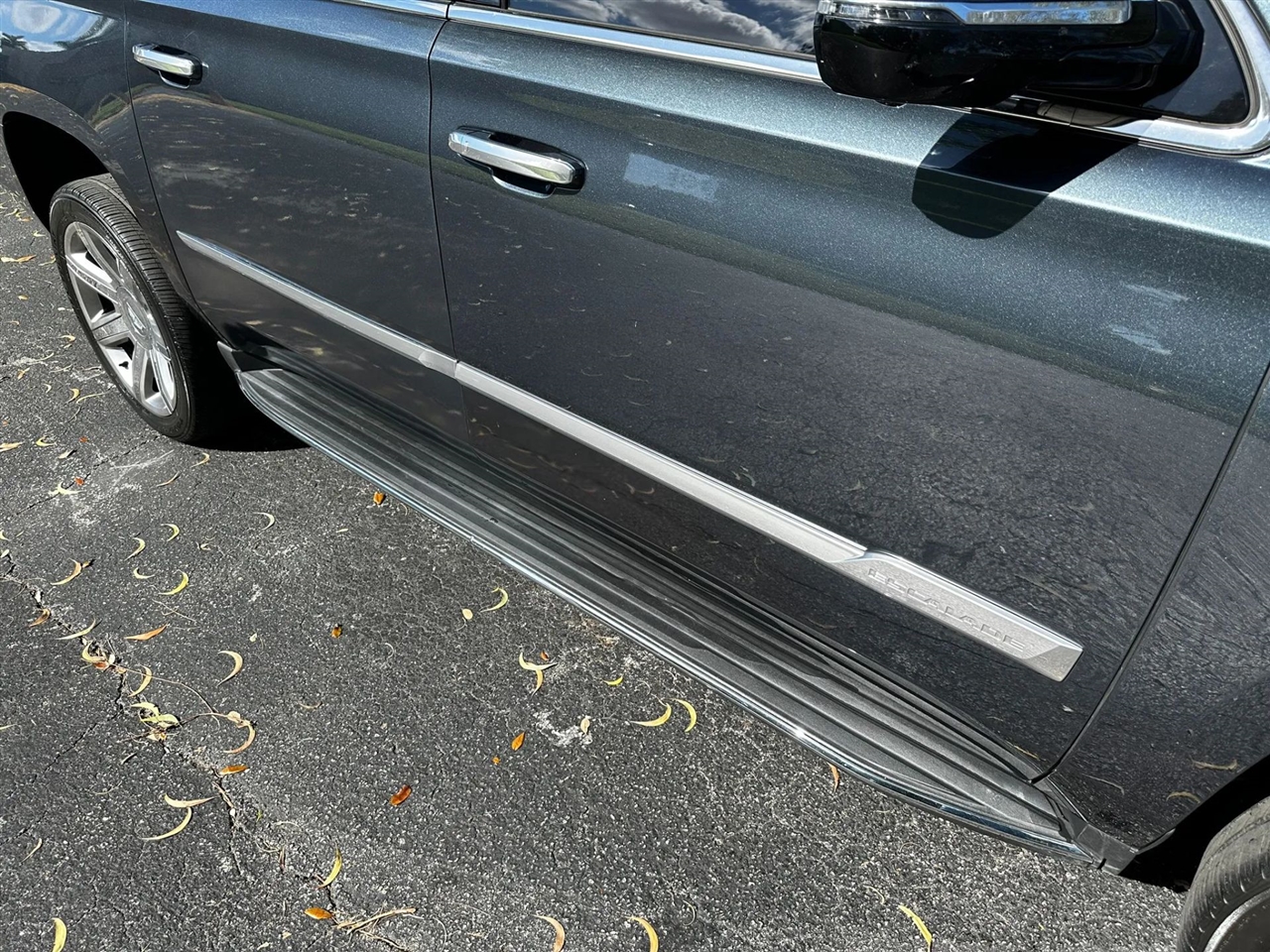 Cadillac Escalade ESV 2WD Luxury 2020 Cadillac Escalade ESV 2WD Luxury 2020