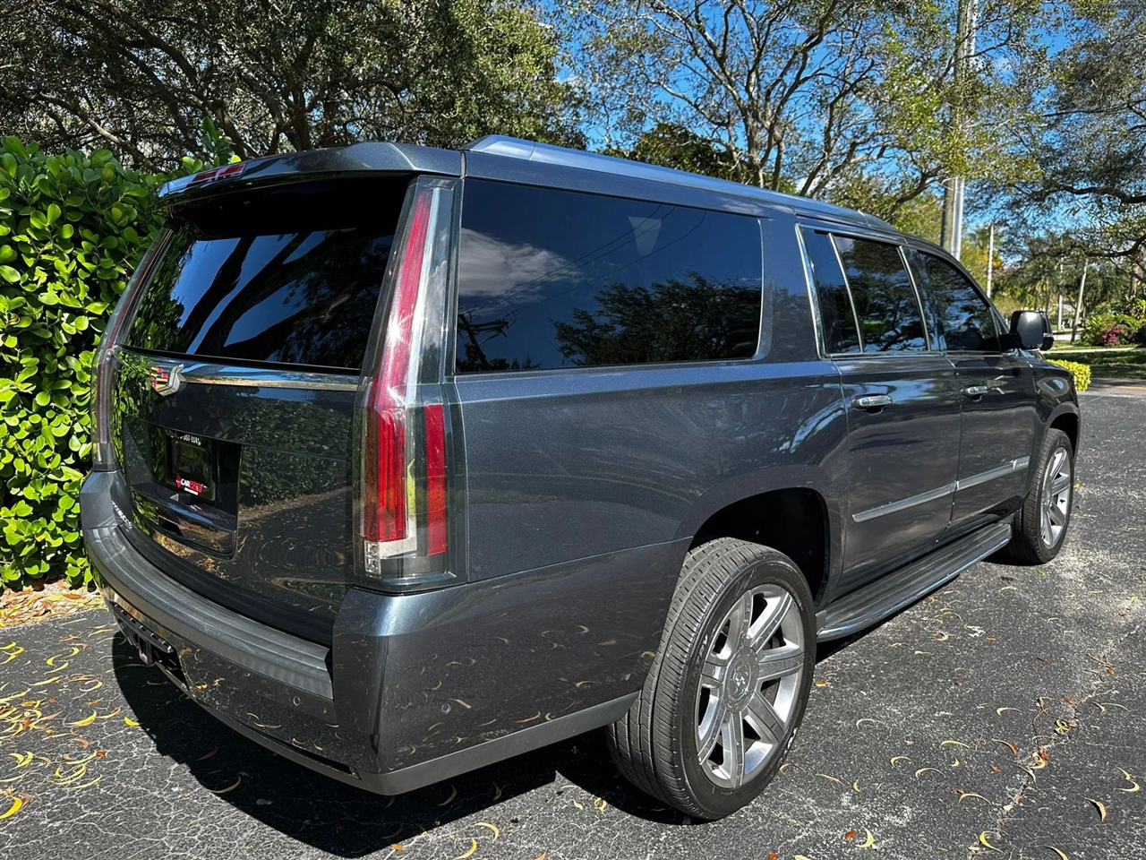 Cadillac Escalade ESV 2WD Luxury 2020 Cadillac Escalade ESV 2WD Luxury 2020