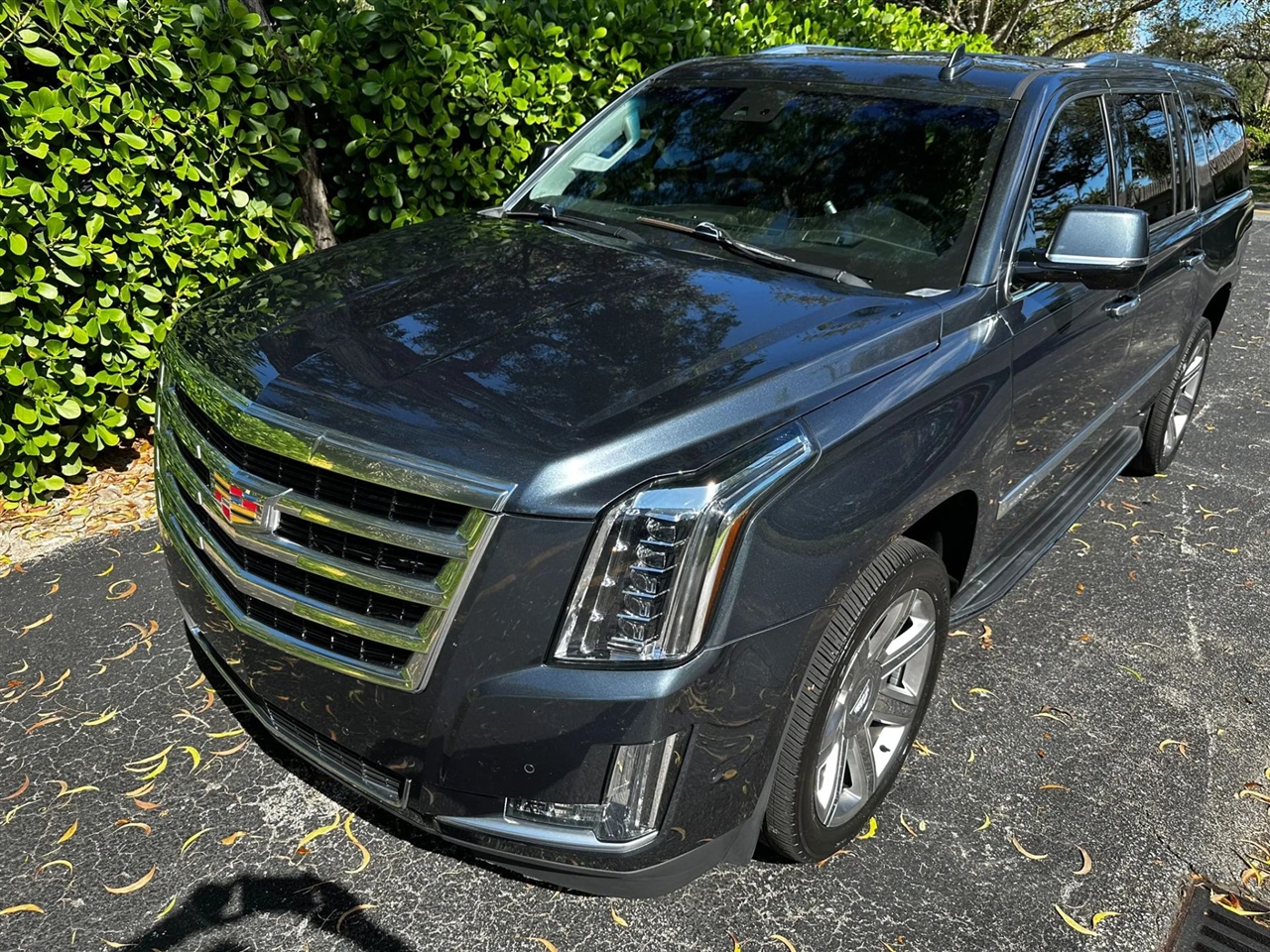 Cadillac Escalade ESV 2WD Luxury 2020 Cadillac Escalade ESV 2WD Luxury 2020