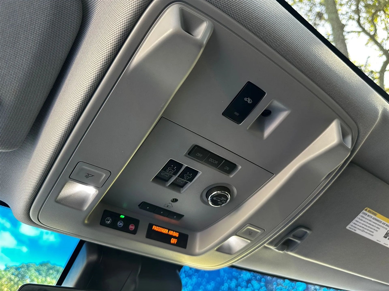 Cadillac Escalade ESV 2WD Luxury 2020 Cadillac Escalade ESV 2WD Luxury 2020