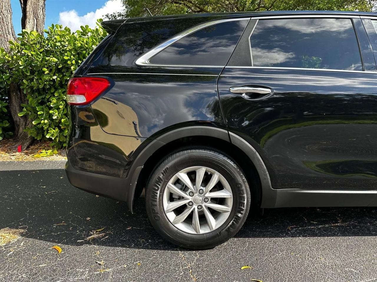 Kia Sorento L 2WD 2016