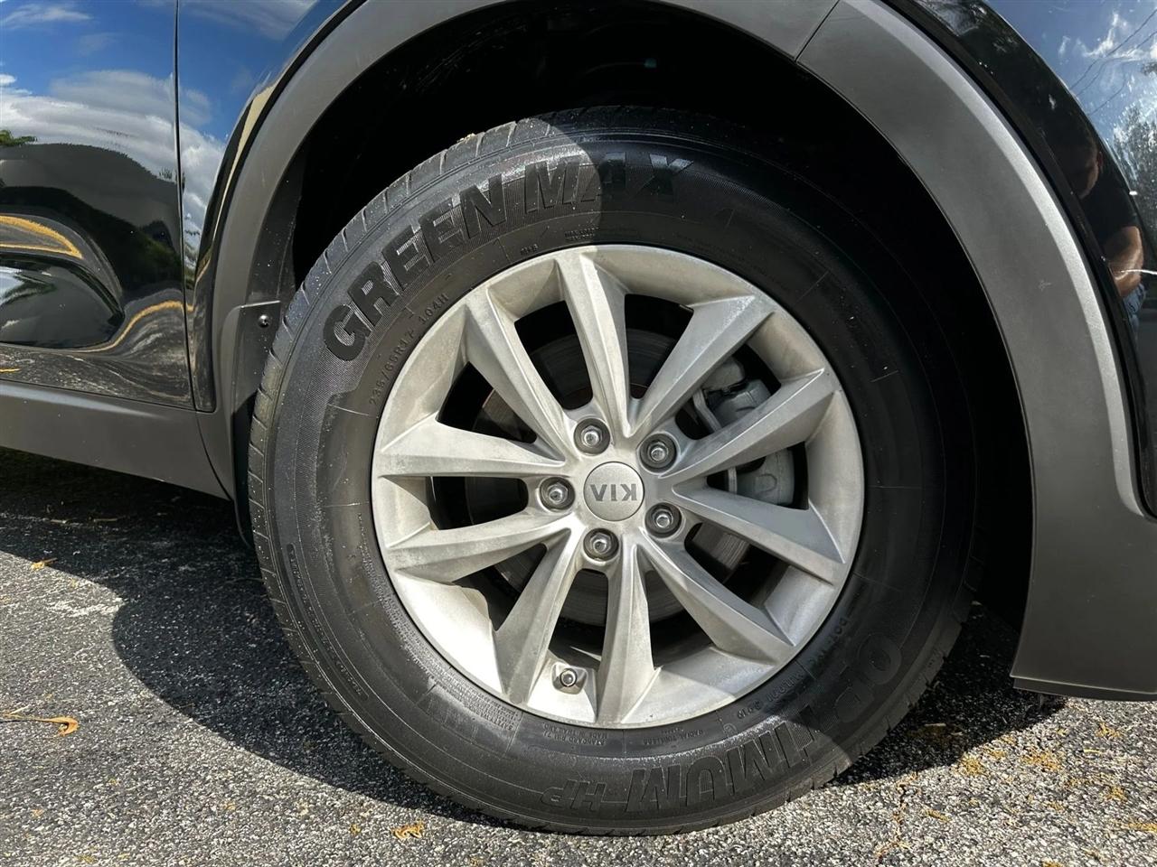 Kia Sorento L 2WD 2016