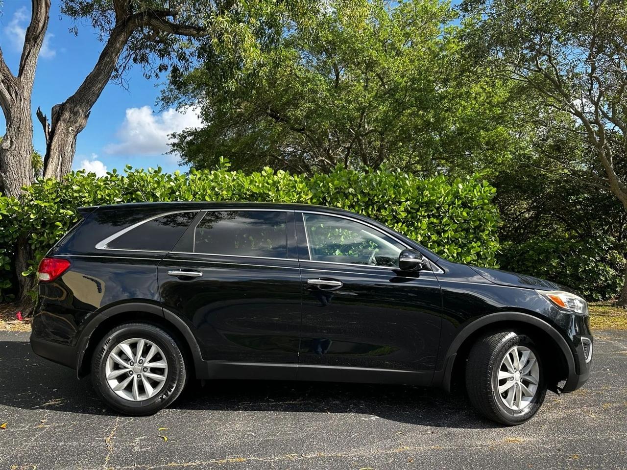 Kia Sorento L 2WD 2016