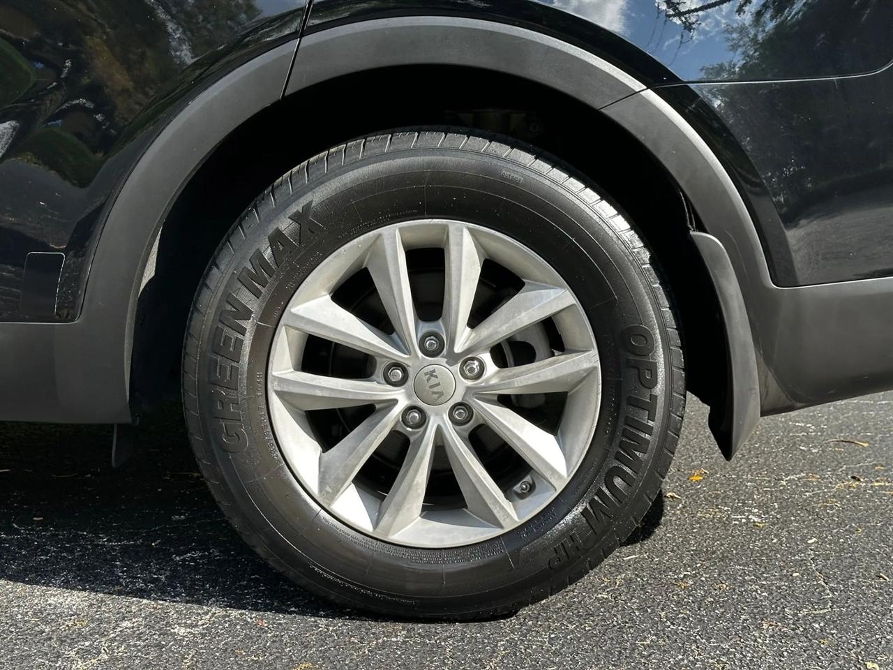 Kia Sorento L 2WD 2016