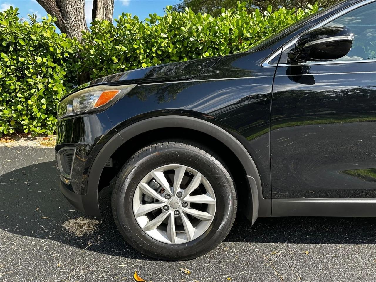 Kia Sorento L 2WD 2016