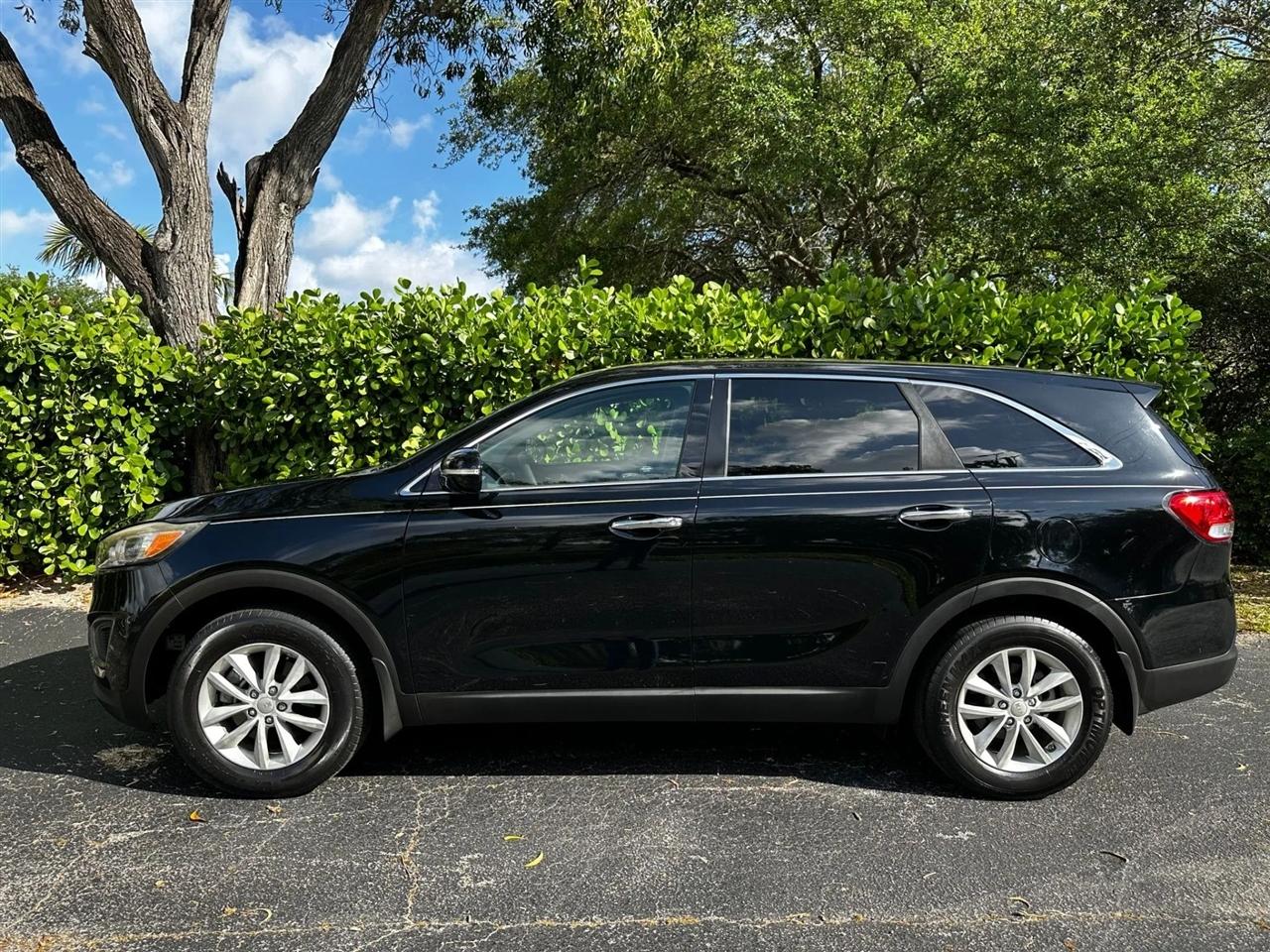 Kia Sorento L 2WD 2016