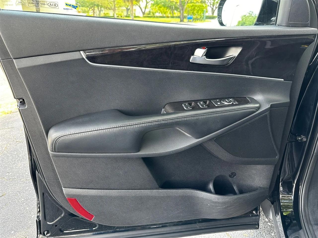 Kia Sorento L 2WD 2016