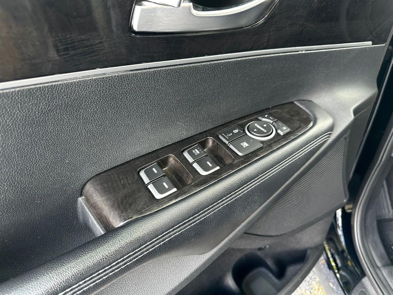 Kia Sorento L 2WD 2016