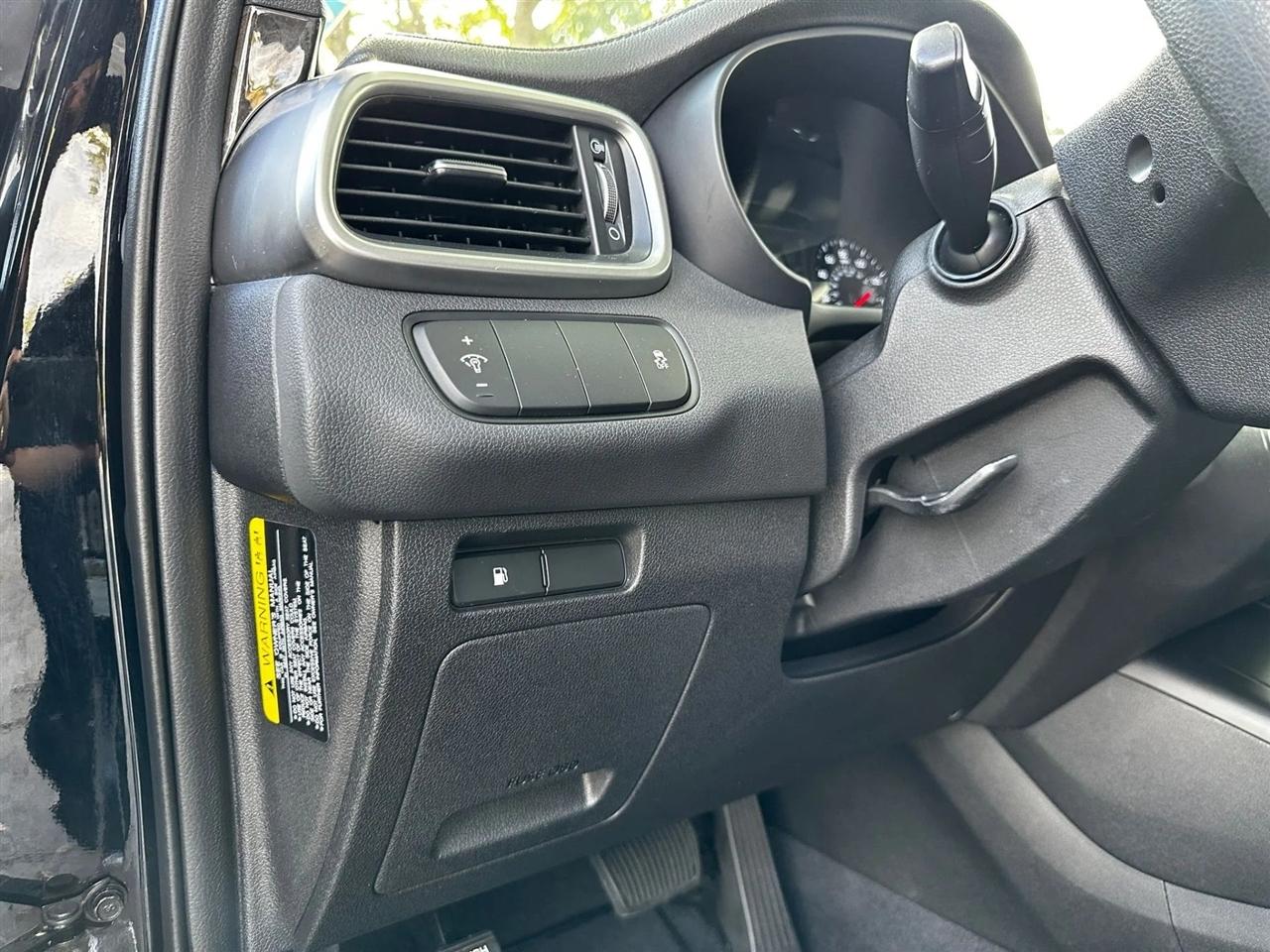 Kia Sorento L 2WD 2016