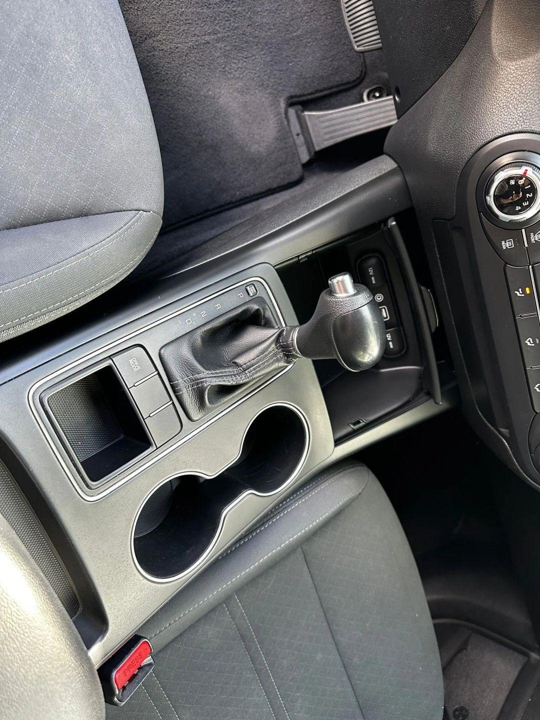 Kia Sorento L 2WD 2016