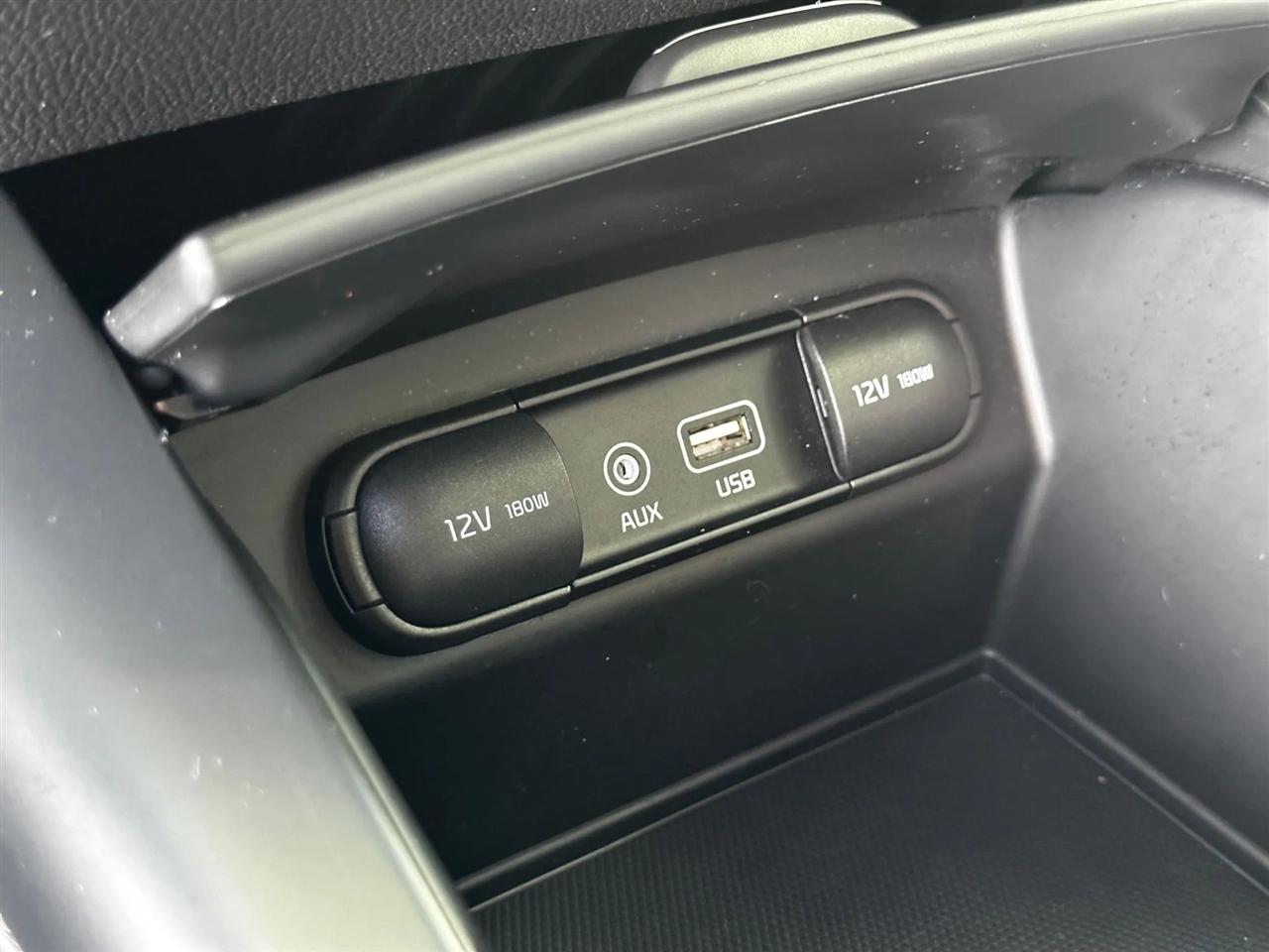 Kia Sorento L 2WD 2016