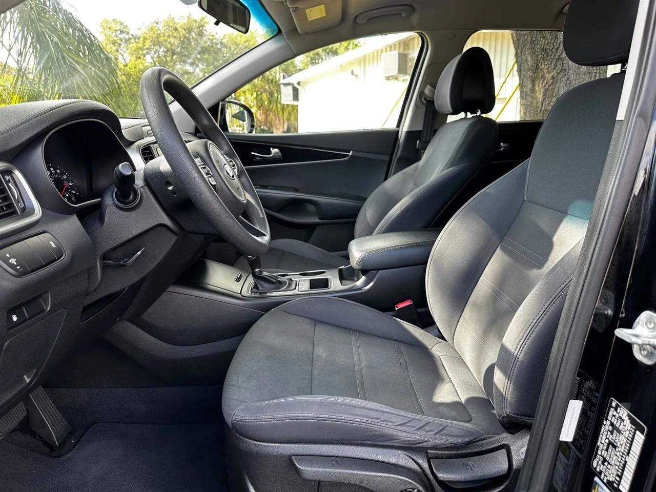 Kia Sorento L 2WD 2016