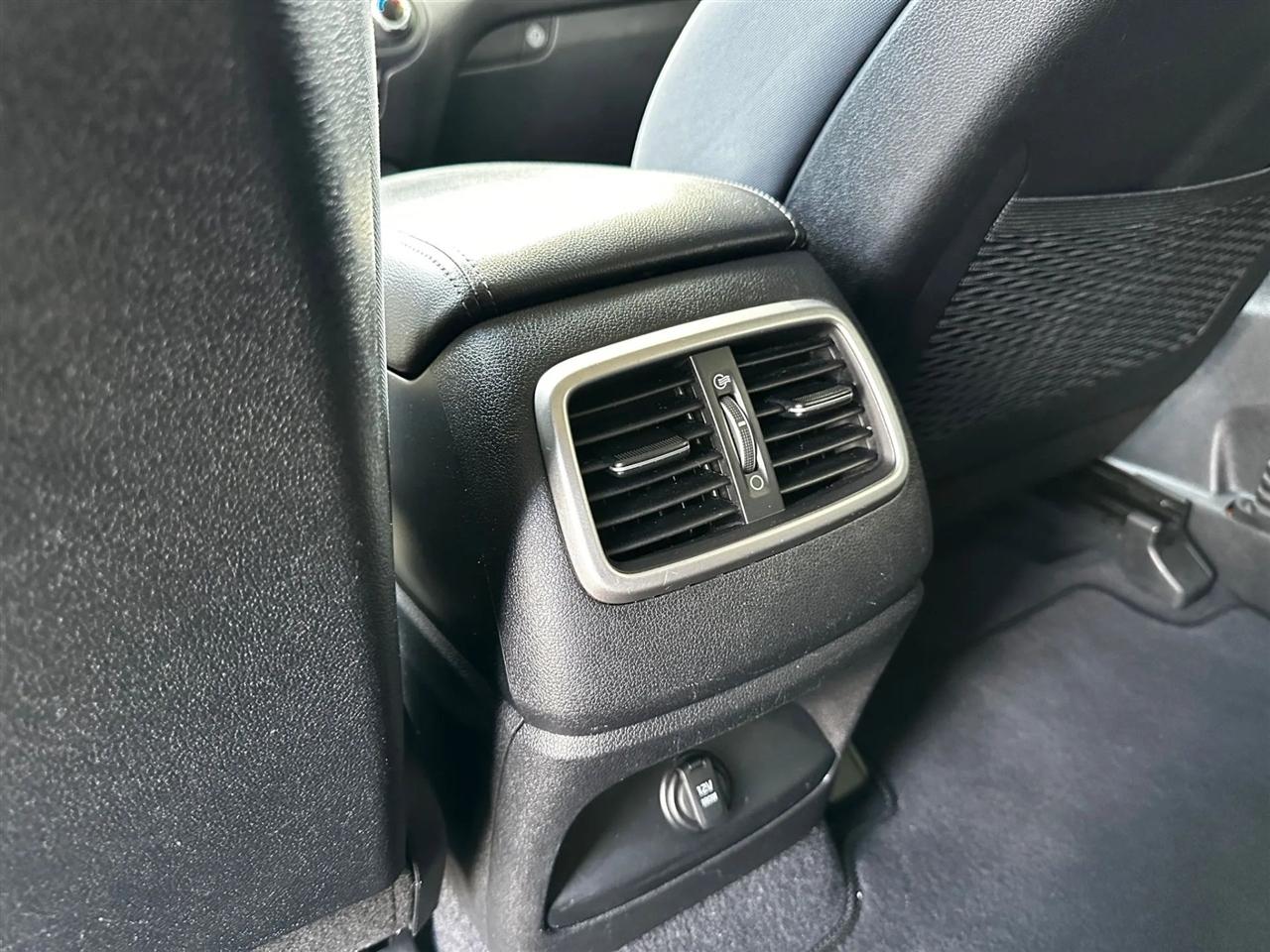 Kia Sorento L 2WD 2016