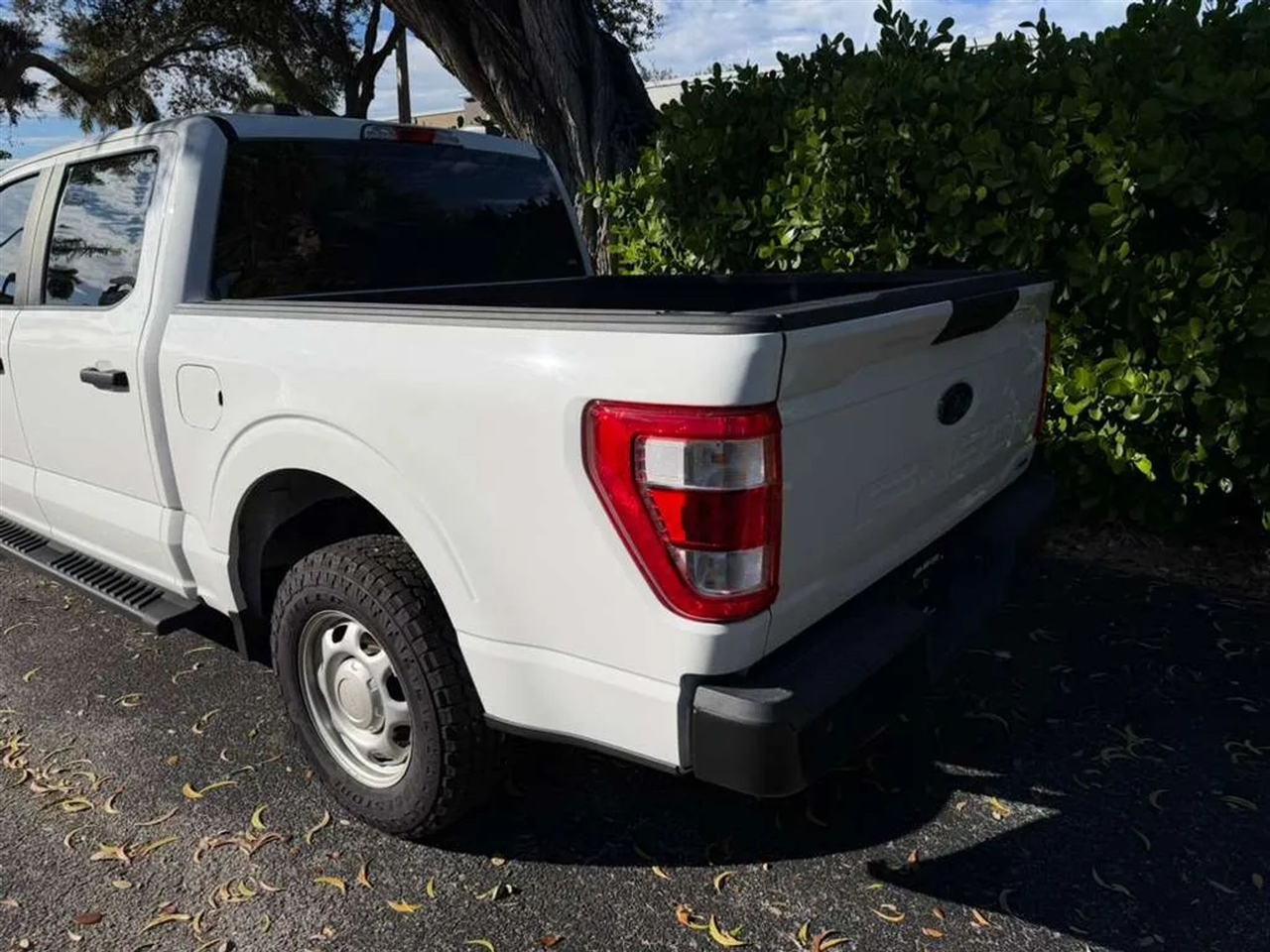 Ford F-150 XL SuperCrew 5.5-ft. Bed 2WD 2021