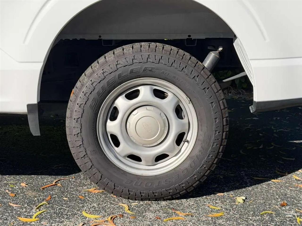 Ford F-150 XL SuperCrew 5.5-ft. Bed 2WD 2021