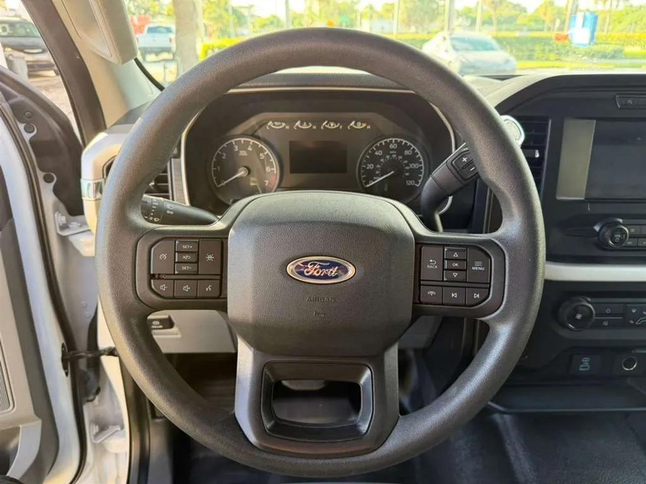 Ford F-150 XL SuperCrew 5.5-ft. Bed 2WD 2021