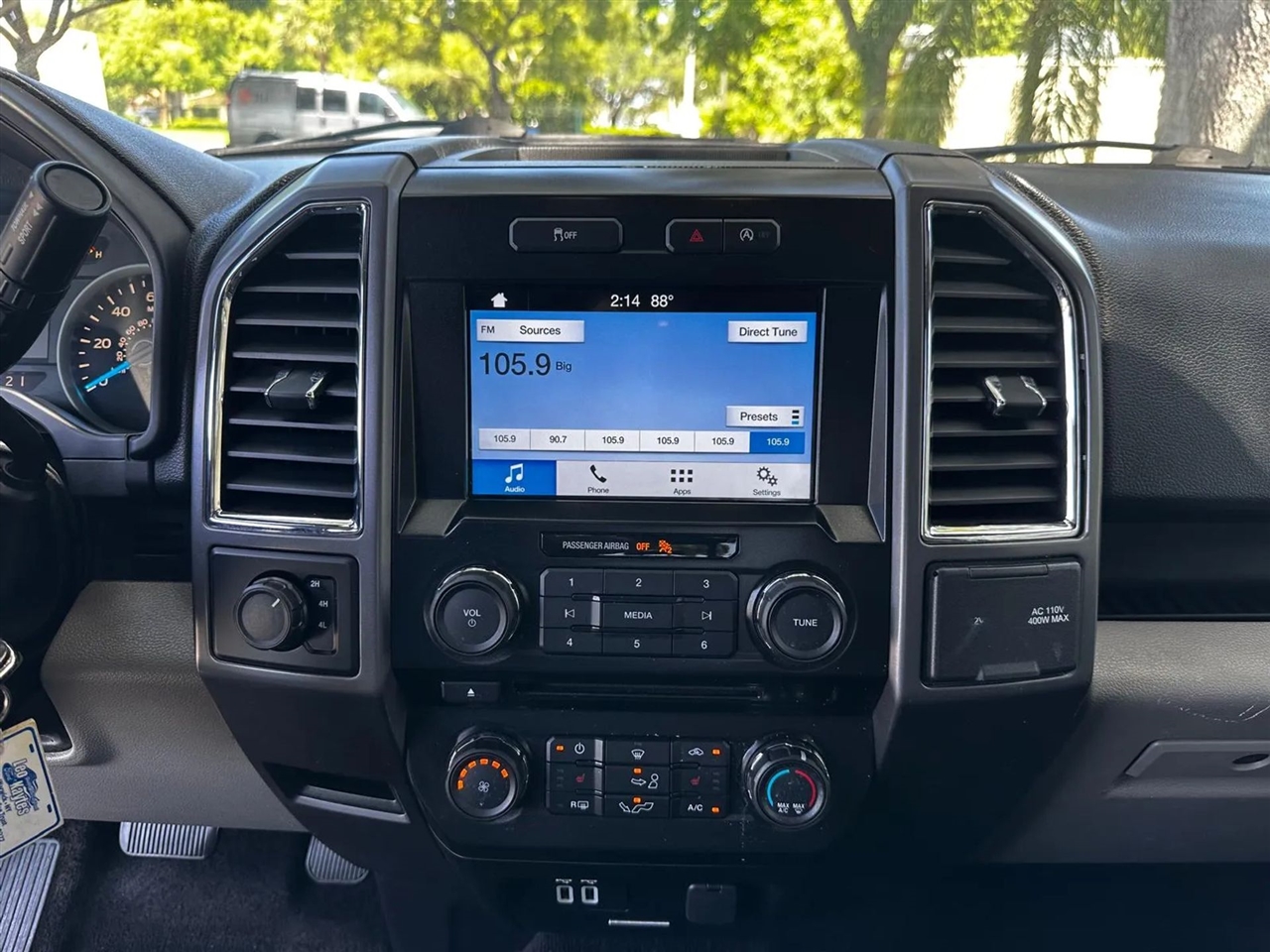 Ford F-150 XLT SuperCrew 5.5-ft. Bed 4WD 2016