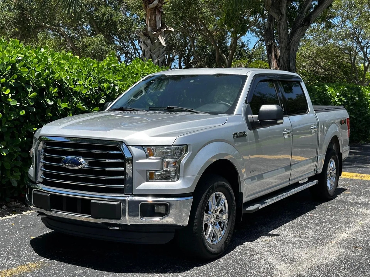 Ford F-150 XLT SuperCrew 5.5-ft. Bed 4WD 2016