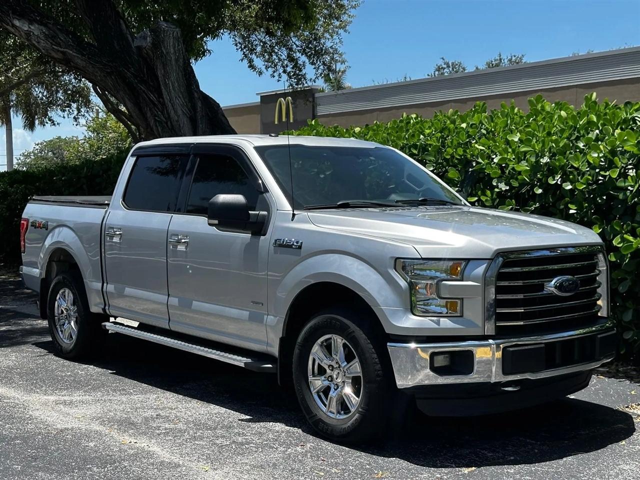 Ford F-150 XLT SuperCrew 5.5-ft. Bed 4WD 2016