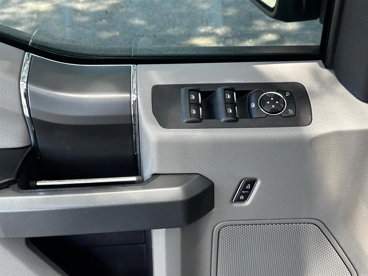 Ford F-150 XLT SuperCrew 5.5-ft. Bed 4WD 2016