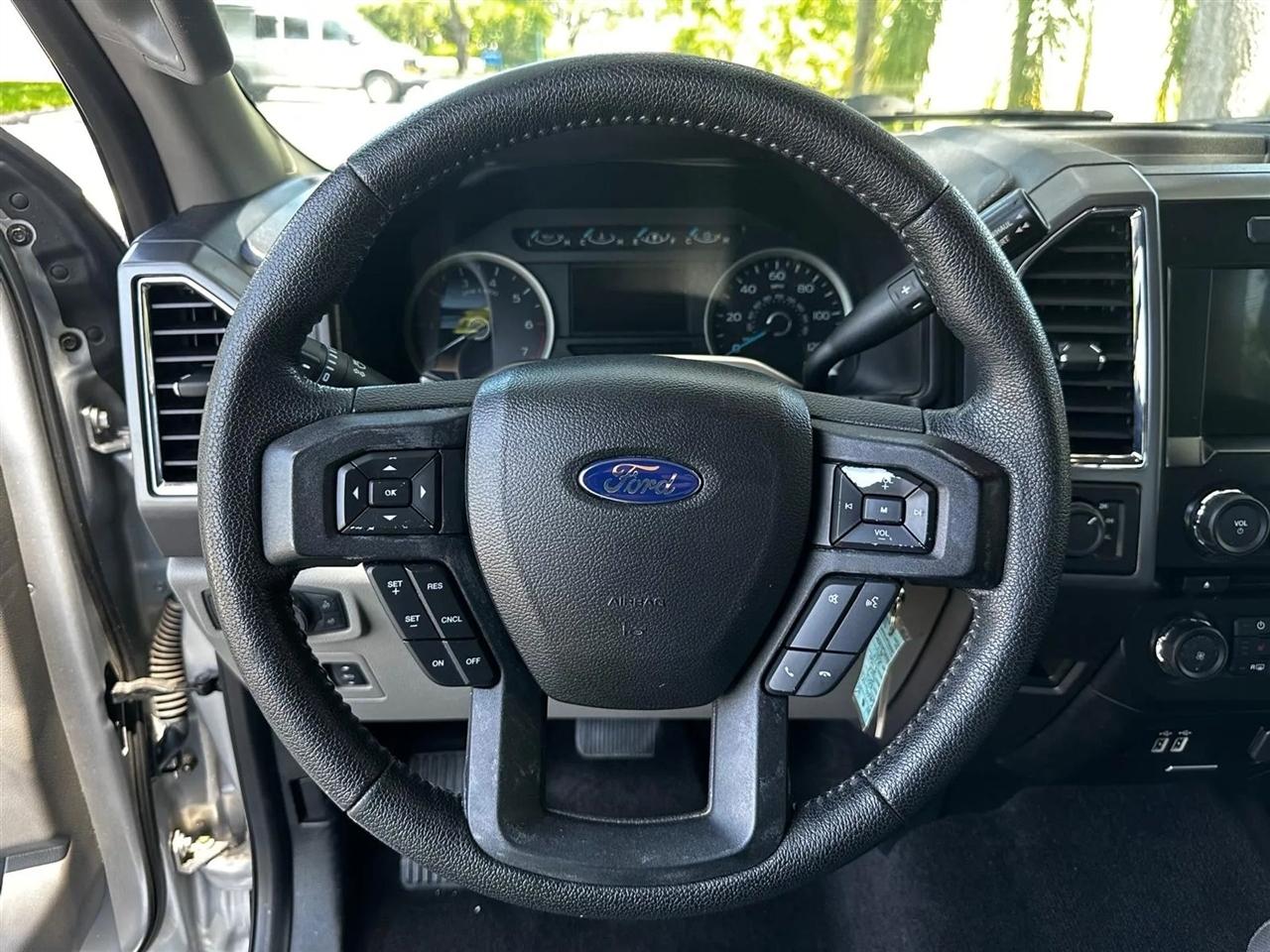 Ford F-150 XLT SuperCrew 5.5-ft. Bed 4WD 2016