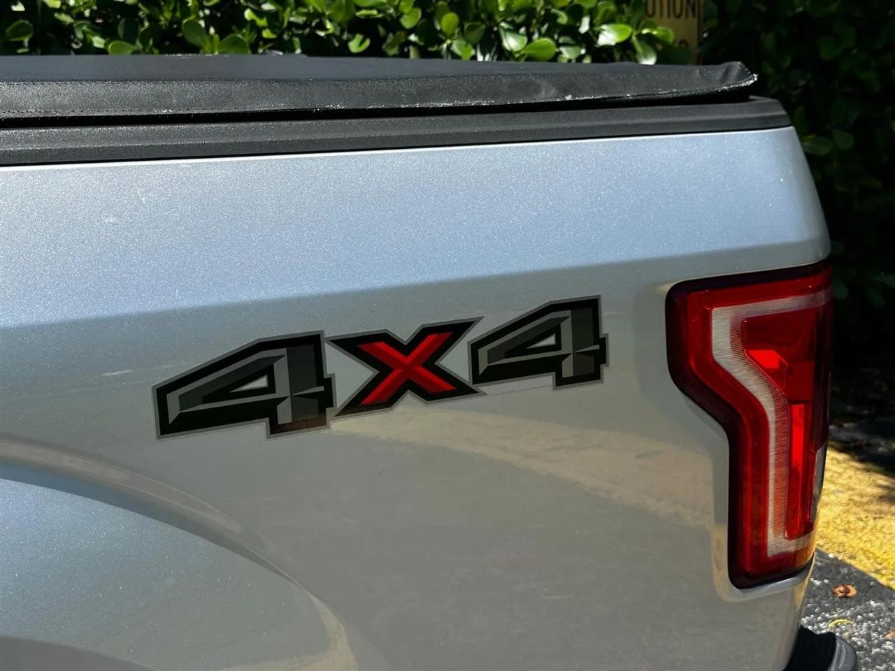 Ford F-150 XLT SuperCrew 5.5-ft. Bed 4WD 2016