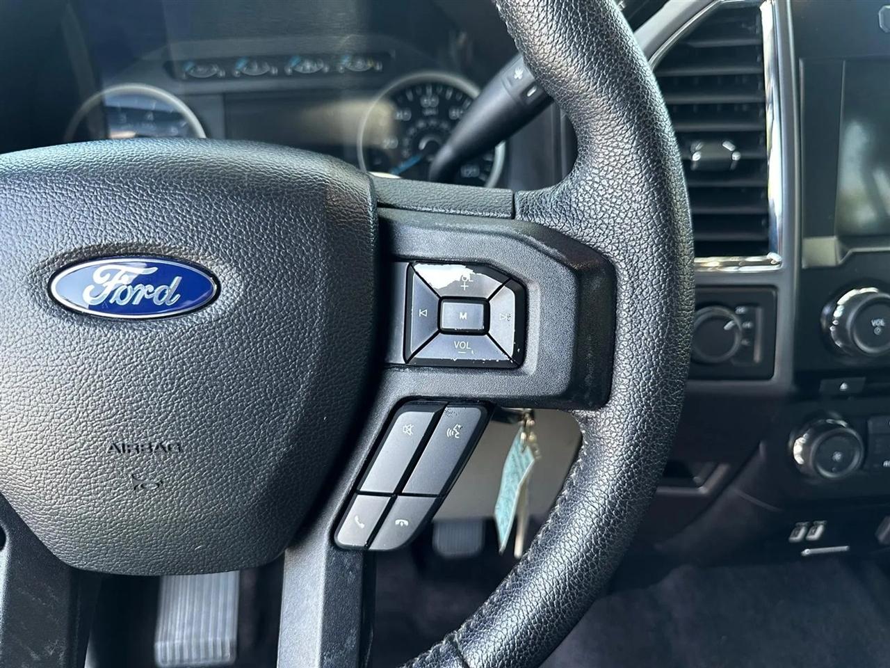 Ford F-150 XLT SuperCrew 5.5-ft. Bed 4WD 2016