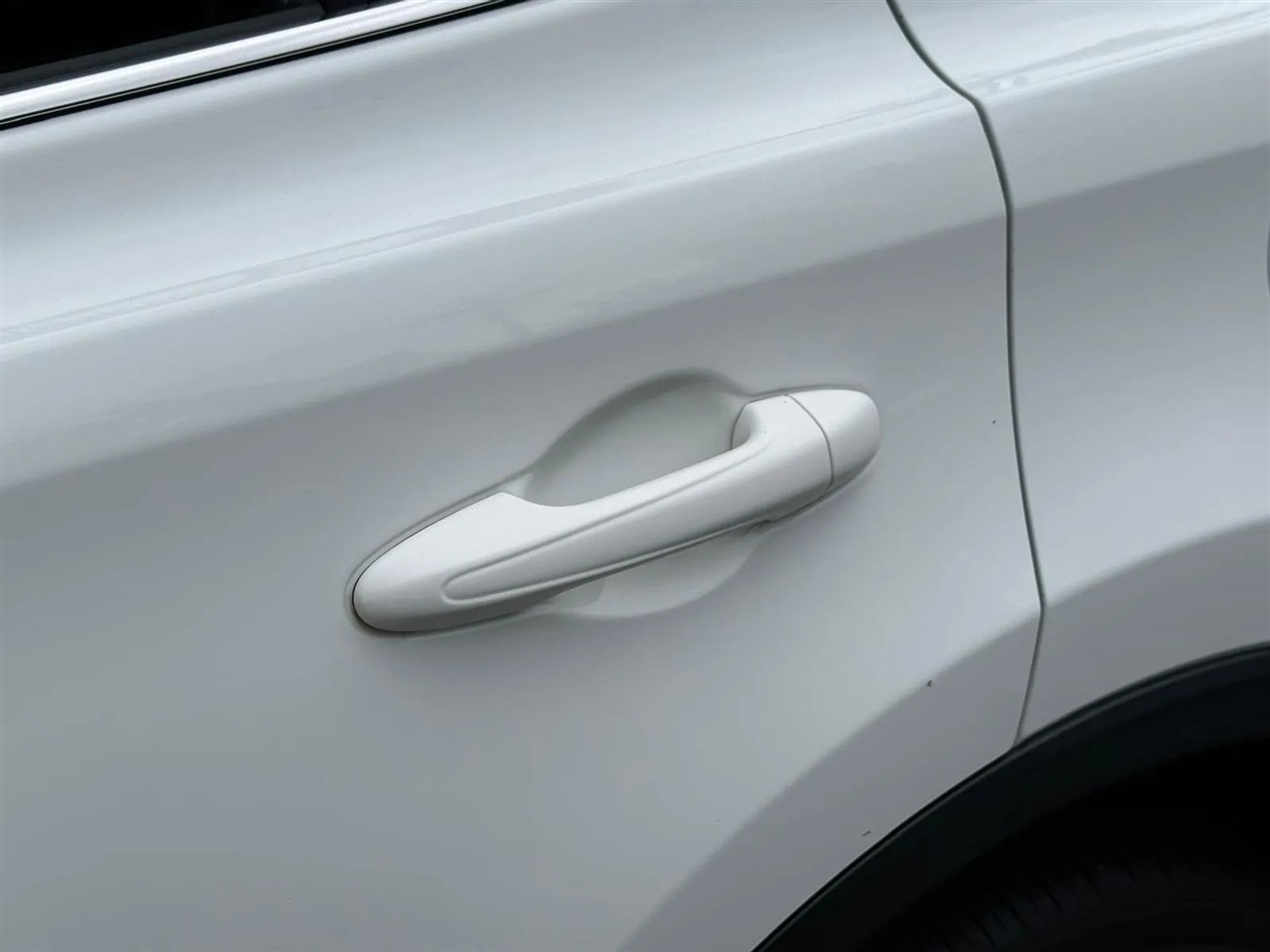 Toyota RAV4 LE FWD 2017