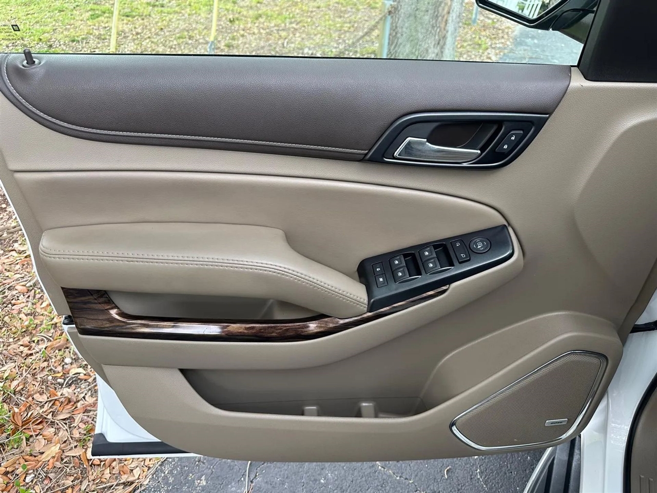 GMC Yukon XL SLE 2WD 2017