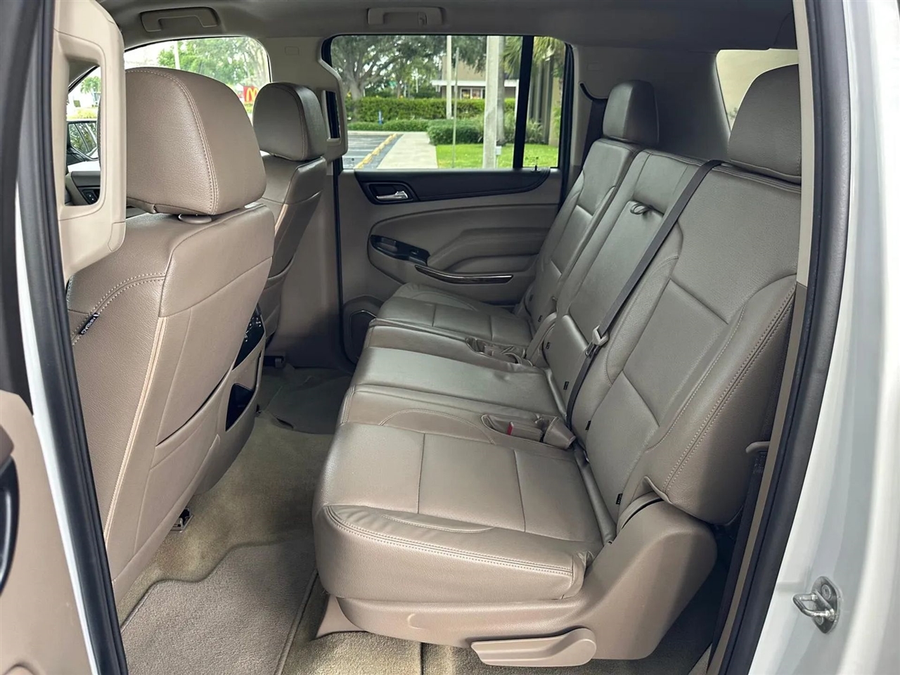 GMC Yukon XL SLE 2WD 2017