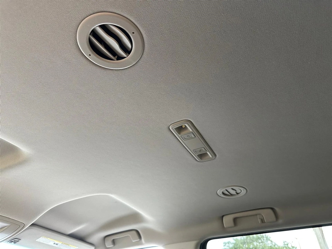 GMC Yukon XL SLE 2WD 2017