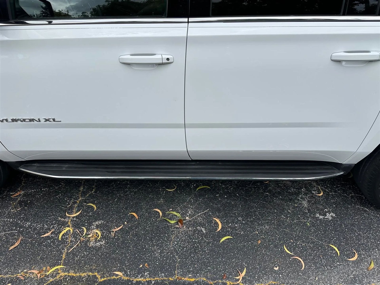 GMC Yukon XL SLE 2WD 2017