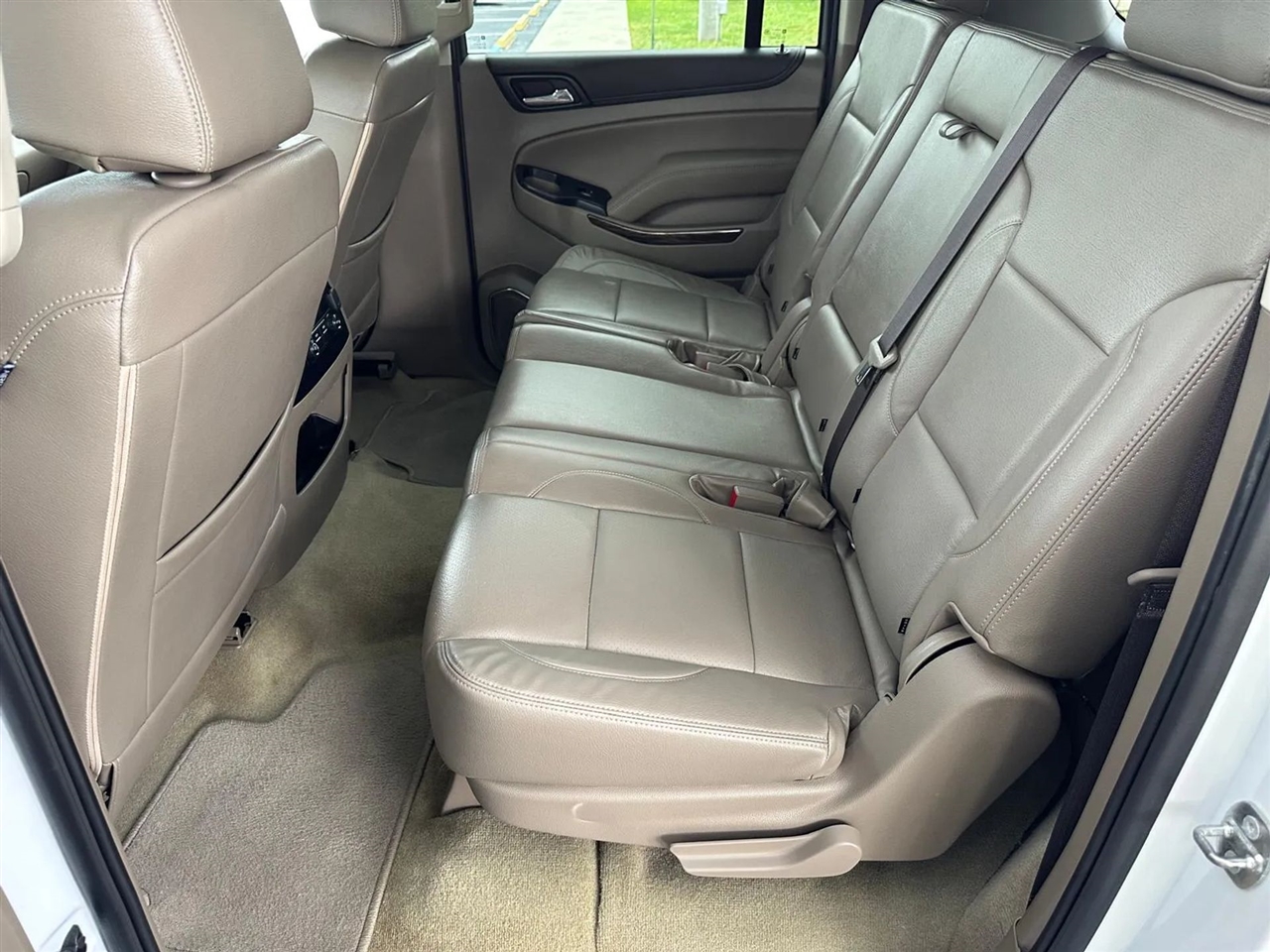 GMC Yukon XL SLE 2WD 2017