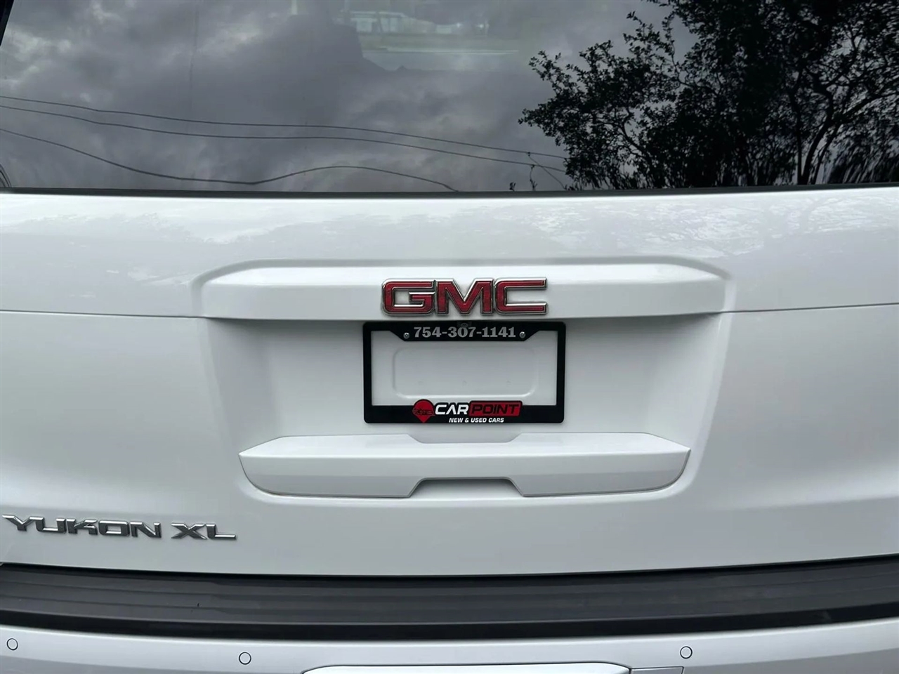 GMC Yukon XL SLE 2WD 2017