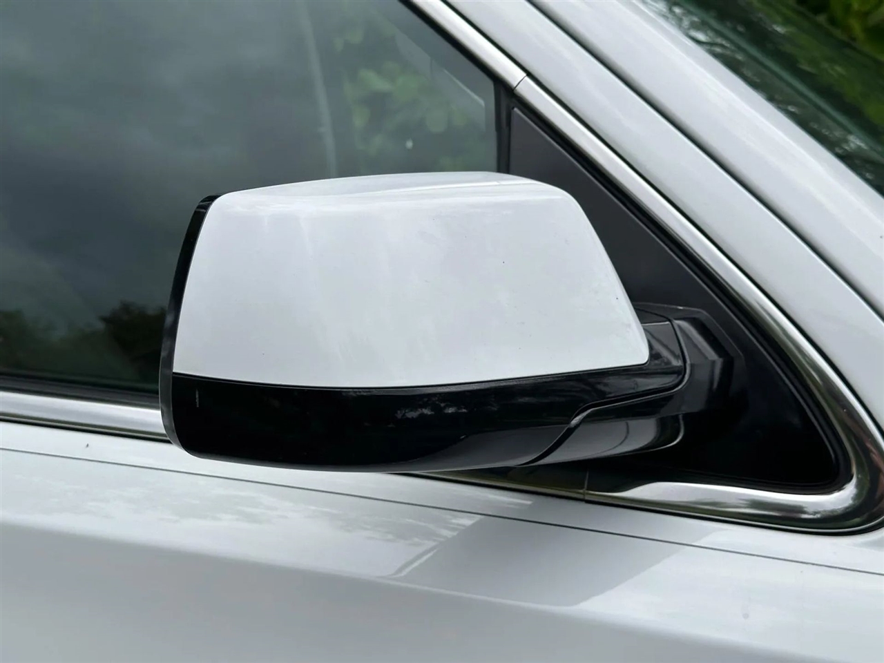 GMC Yukon XL SLE 2WD 2017