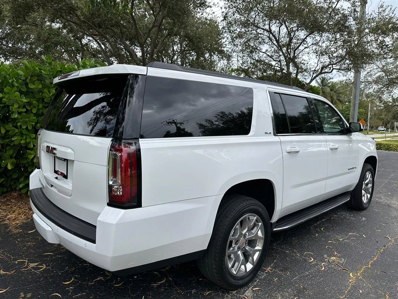 GMC Yukon XL SLE 2WD 2017