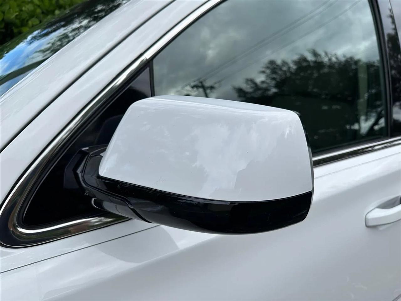 GMC Yukon XL SLE 2WD 2017