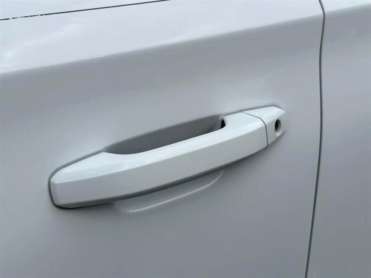 GMC Yukon XL SLE 2WD 2017