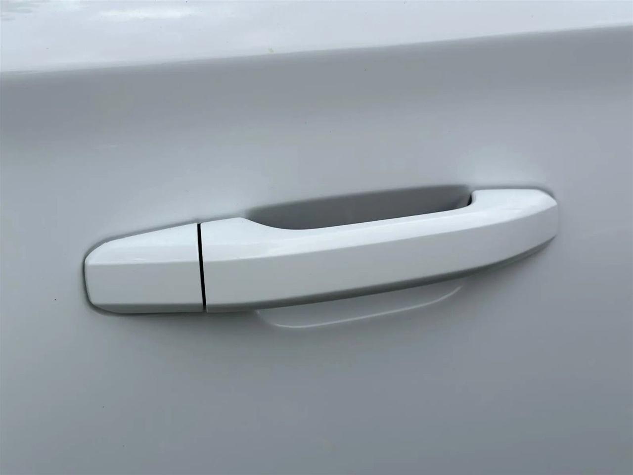 GMC Yukon XL SLE 2WD 2017