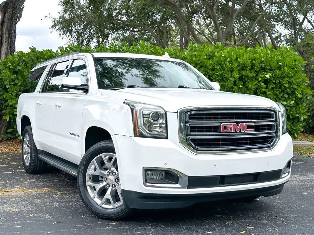 2017 GMC Yukon XL SLE 2WD