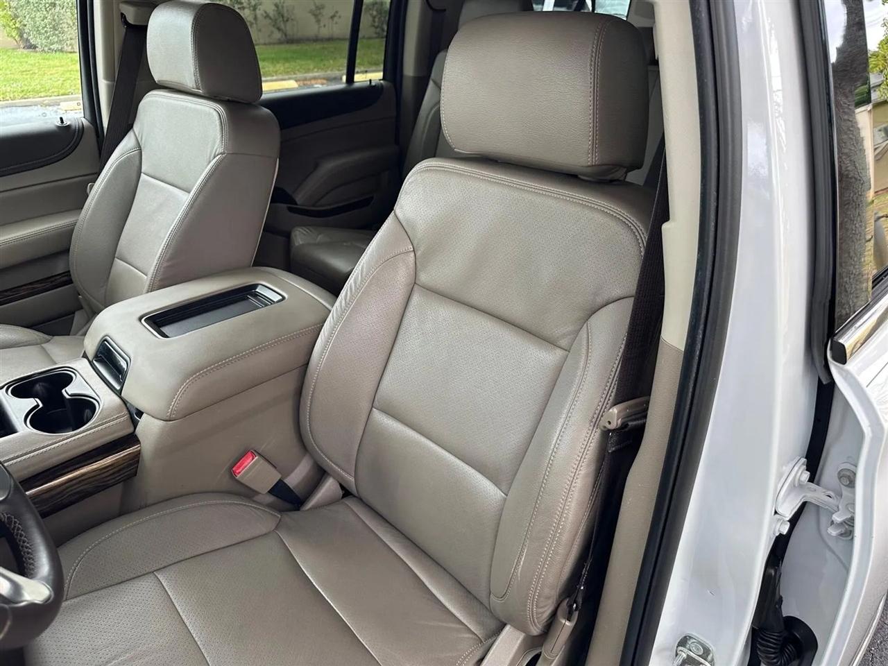 GMC Yukon XL SLE 2WD 2017