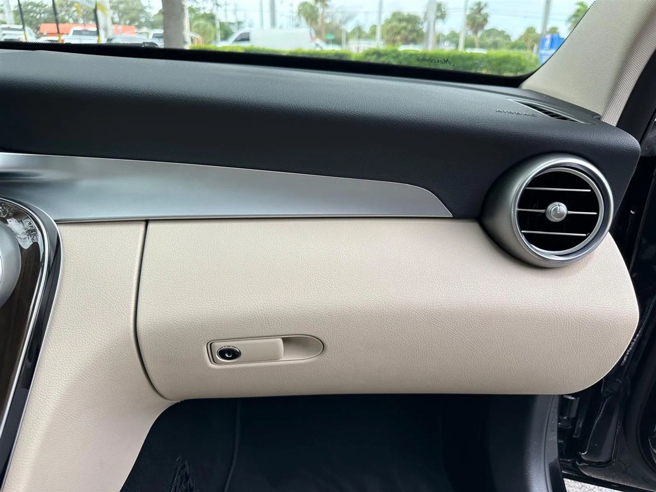 Mercedes-Benz C-Class C300 4MATIC Sedan 2019