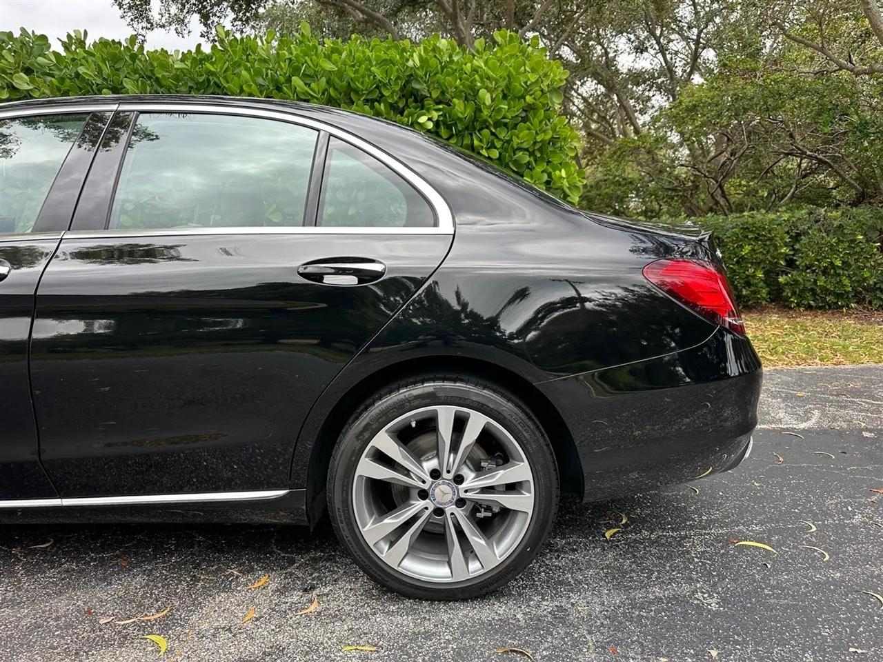 Mercedes-Benz C-Class C300 4MATIC Sedan 2019