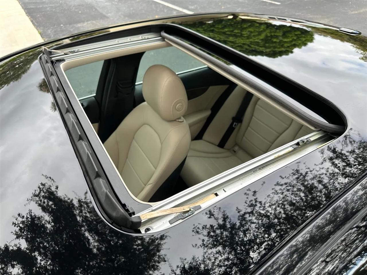 Mercedes-Benz C-Class C300 4MATIC Sedan 2019