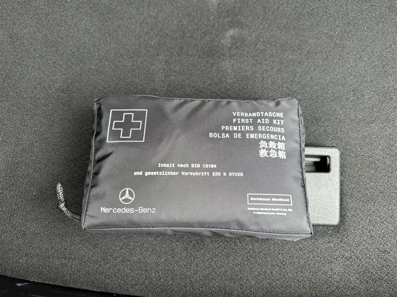 Mercedes-Benz C-Class C300 4MATIC Sedan 2019