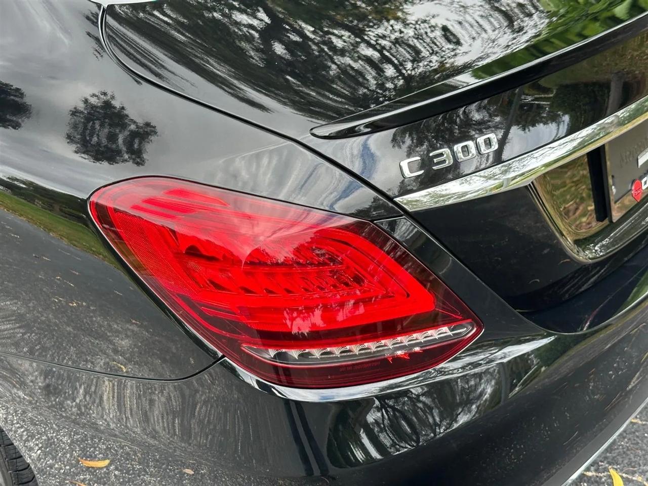 Mercedes-Benz C-Class C300 4MATIC Sedan 2019