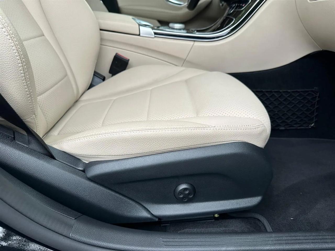 Mercedes-Benz C-Class C300 4MATIC Sedan 2019